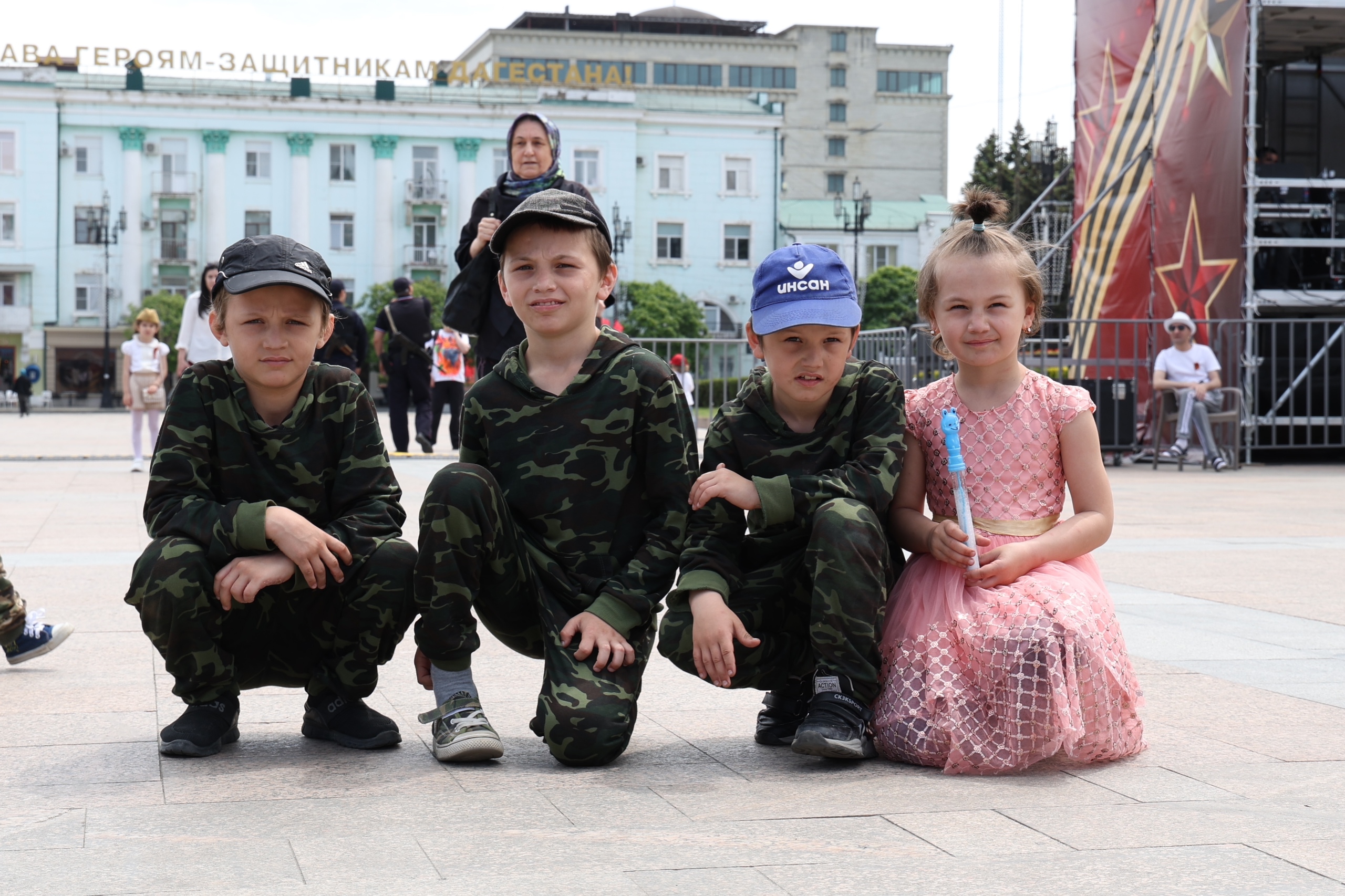 Фестиваль патриотической песни Родине посвящается