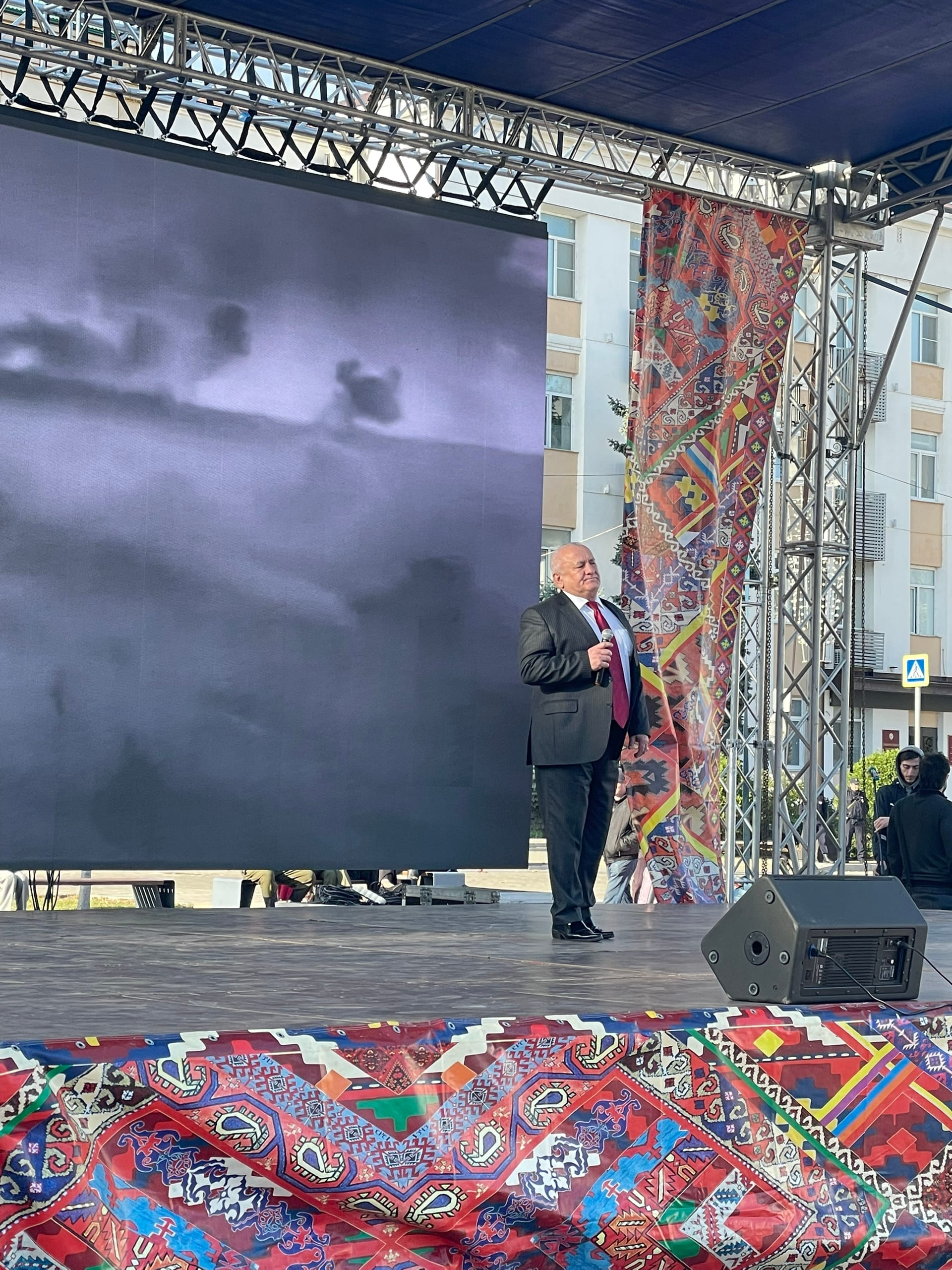 3 ноября главная площадь Махачкалы стала центром проведения Фестиваля народного творчества «Песни Победы».