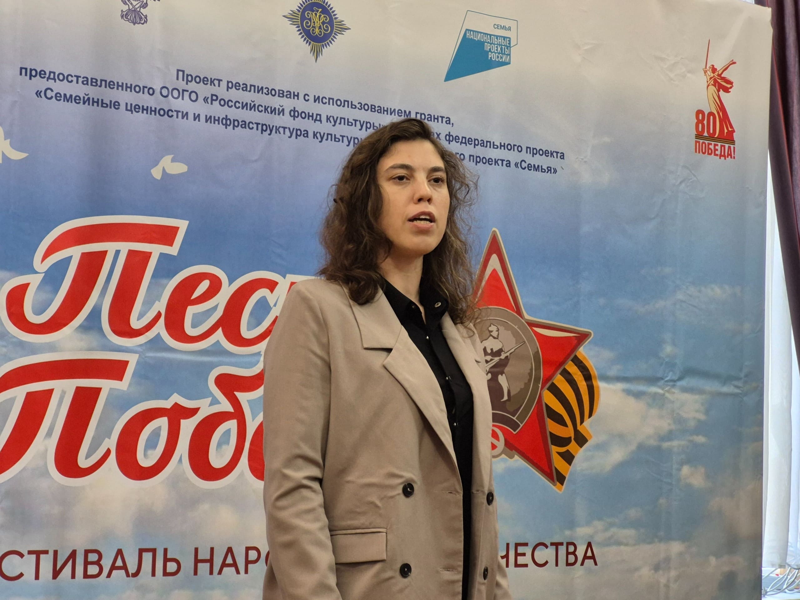 ️3 ноября Фестиваль народного творчества «Песни Победы» продолжил свою работу, и на этот раз его музыка прозвучала в стенах социальных учреждений.